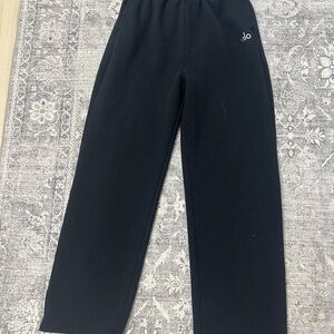 ALO Yoga Women’s Black Sweatpants